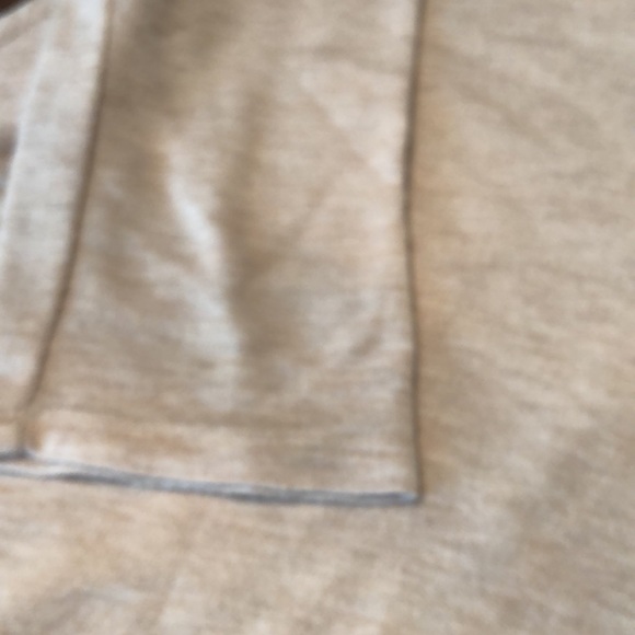 Cream flowy three quarter length top - Picture 3 of 3